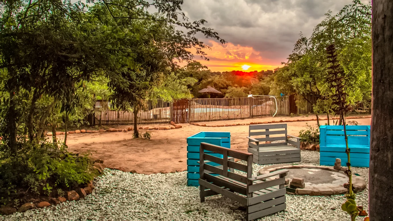 Shik Shack Backpackers & Cultural Tours