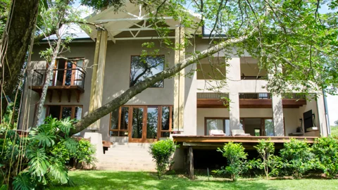 Villa Rostrata on Lake