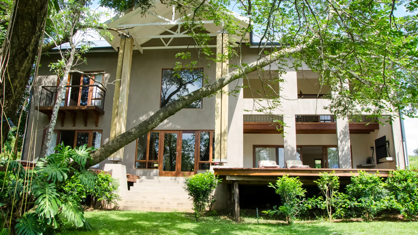 Villa Rostrata on Lake